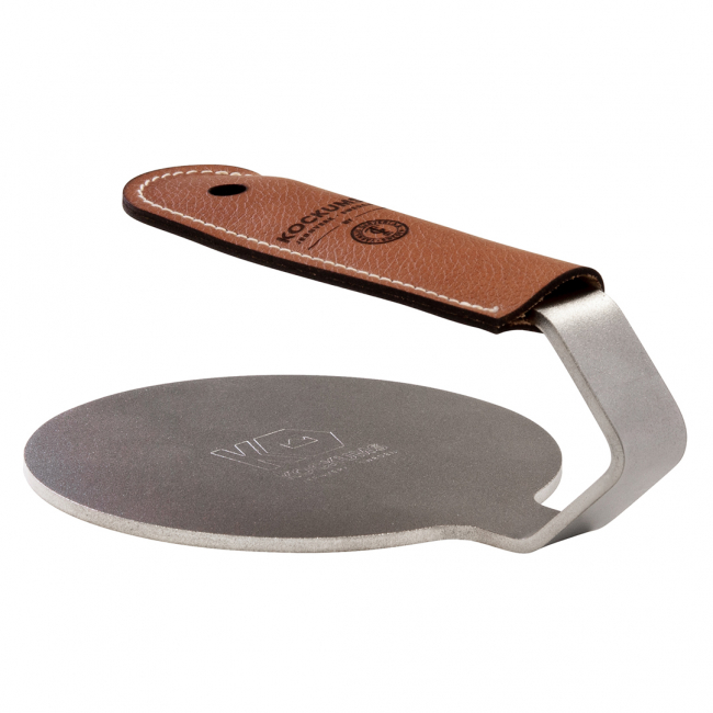 Burgeriprässi nahkaisella kahvasuojalla Kockums Jernverk